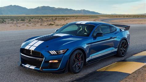 TopGear | The Shelby Mustang GT500 will do 0-161kph-0 in 10.6s