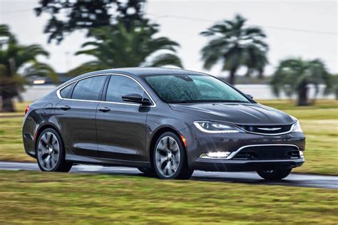 2015 Chrysler 200 – new American D-segment sedan 2015_Chrysler_200_10 - Paul Tan's Automotive News