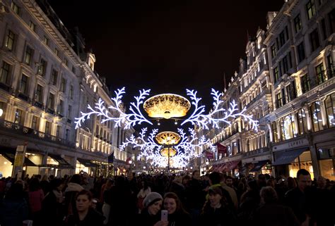 Regent's Street Christmas Lights Turned On - Londontopia