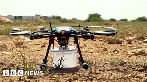 Cape Verde: Drone delivers medical supplies to remote islands - BBC News