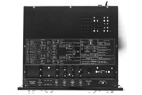 McIntosh C28 2-Channel Solid State Preamplifier