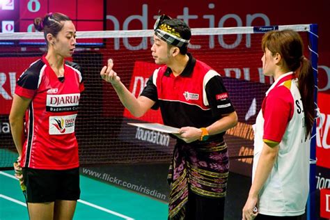 Badminton Service Rules For Beginners - Shuttle Smash