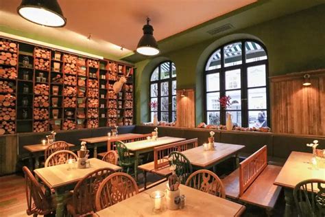 7 restaurants you must try out in the Schwabing district - muenchen.de