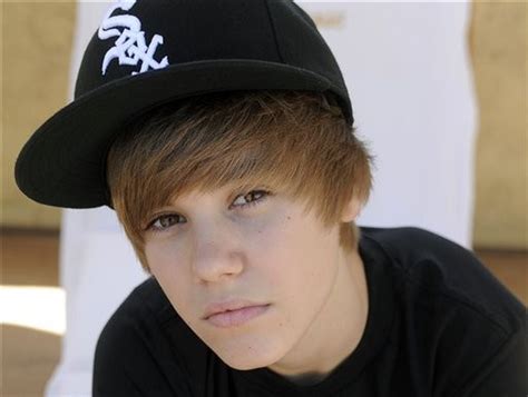 Teen sensation Justin Bieber unattached and dating - cleveland.com