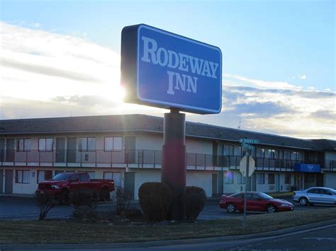 RODEWAY INN - Updated 2024 Prices, Reviews, and Photos