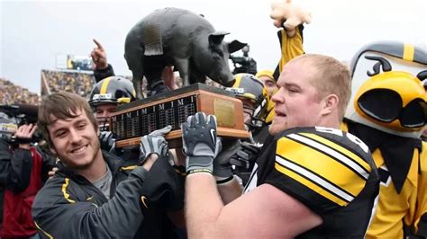 What is Floyd of Rosedale? The History behind the Iowa-Minnesota Football Rivalry's Pig Trophy ...