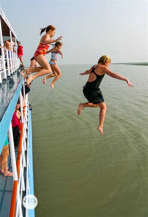 Daylong River Cruise Around Dhaka - Royal Bengal Tours