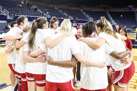 Indiana Women's Basketball Begins Road Game Stretch With Minnesota ...