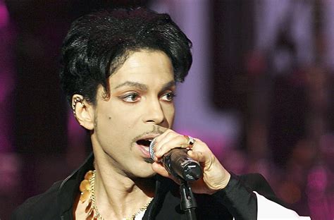 10 Best Prince Songs of All Time - Singersroom.com