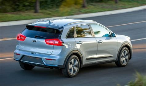 Used Kia Niro Plug-in Hybrid Cars for Sale at Stoneacre