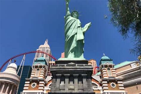 The LINQ Promenade, Las Vegas - Book Tickets & Tours | GetYourGuide