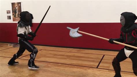 longsword vs halberd - YouTube