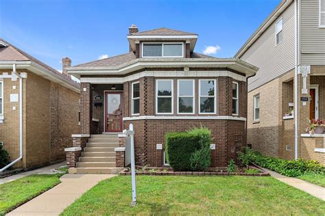 Elmwood Park, IL Real Estate - Elmwood Park Homes for Sale | realtor.com®