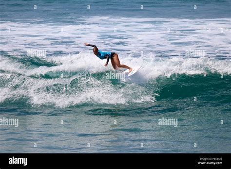 Nikki Van Dijk competing in the us open of surfing 2018 Stock Photo - Alamy