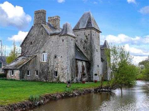 Chateau for sale in Le Hommet-d Arthenay - - Fortified 15th-c château in the heart of Normandy ...