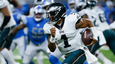 Jalen Hurts leads high-powered Eagles offense to victory over Lions ...