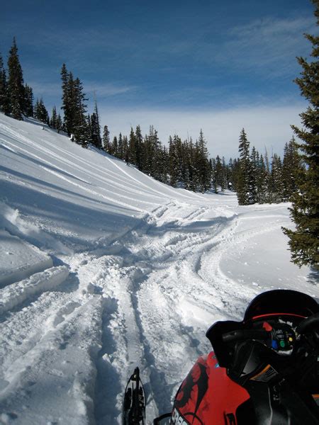 Friday Fast Five: 5 Favorite Snowmobiling Destinations | SnowGoer