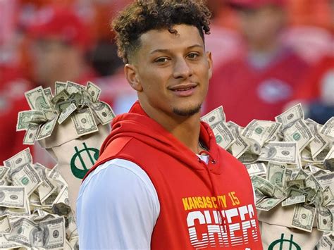 Patrick Mahomes Agrees To 10-Year, $503 Million Extension W/ Chiefs