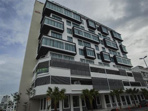 Best Price on Cathayana Hotel Kuantan in Kuantan + Reviews!