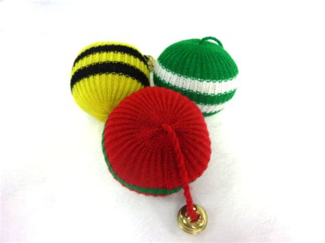 Knitted Ball Cat Toy with Catnip and Bell - inLong