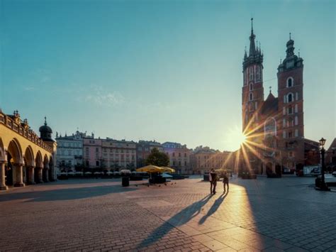 Market square in Krakow — Stock Photo © liseykina #79960998