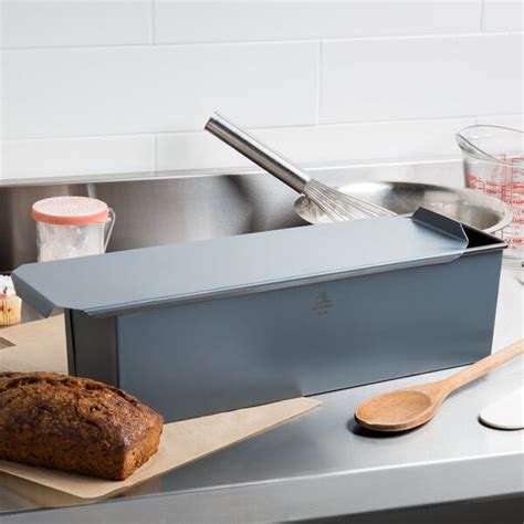 Matfer Bourgeat 341641 Exopan Steel Non-Stick Long Pullman Bread Loaf Pan with Lid - 15 3/4" x 4 ...