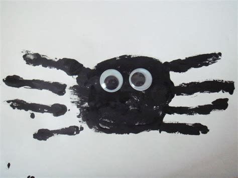 Halloween Handprint Spider Craft