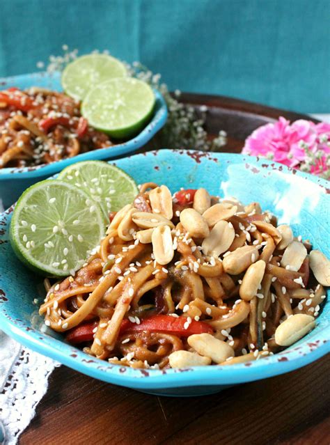 Szechuan-Style Vegetable Noodles w/ Spicy Peanut Sauce - Wry Toast