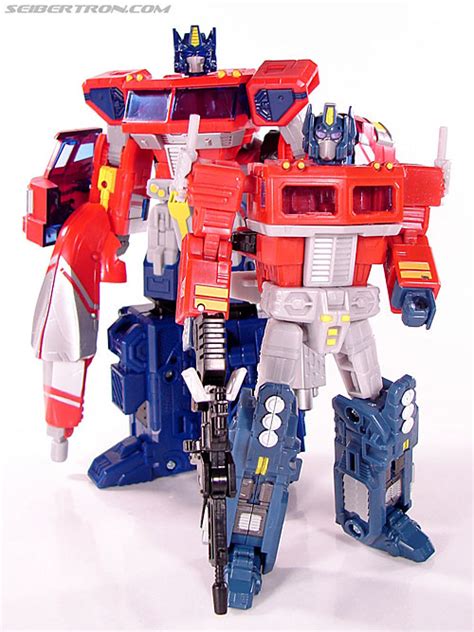 Transformers Classics Optimus Prime (deluxe) Toy Gallery (Image #73 of 81)