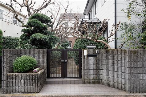 Why are Japanese Homes So Clean? Let's Find Out!