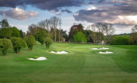 Spotlight Club Harewood Downs Golf Club | W1G