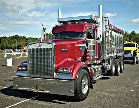 Semitrckn — Kenworth custom W900L tri axle dump