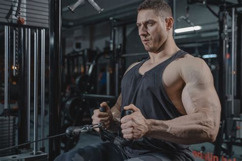 7 Cable Trap Exercises for Stronger, Well-Defined Traps