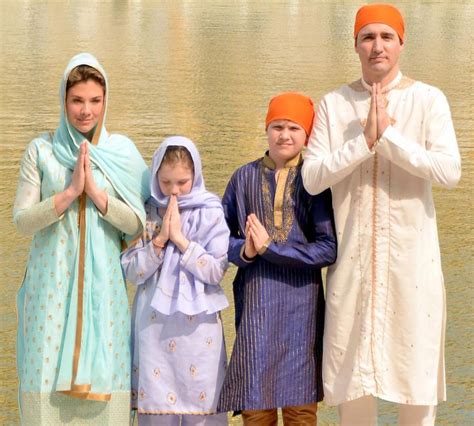 Trudeaus slammed for going overboard with Indian attire