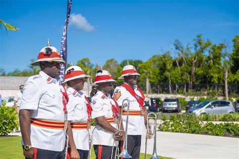 Prime Minister Minnis took part in the ribbon cutting for the Upper ...