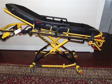 STRYKER AMBULANCE STRETCHER MX PRO 6082 -R3 650 - The Medical Equipment