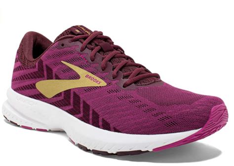 5 Best Brooks Shoes for Overpronation - Outdoor Moran