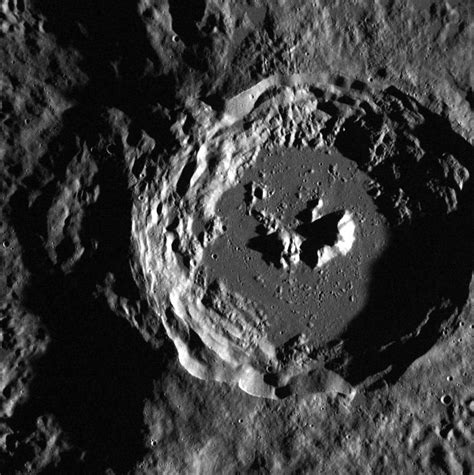 Name That Crater On Mercury! MESSENGER Team Opens Public Contest ...