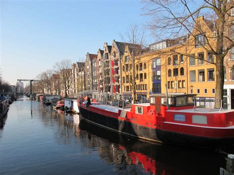 Houseboats – What's up with Amsterdam