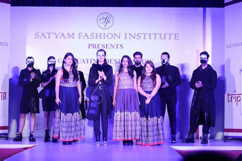 Satyam Fashion Institute Potrays Womenhood through Design Show ...