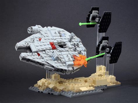 Micro Millennium Falcon Escapes from Jakku! : r/legostarwars