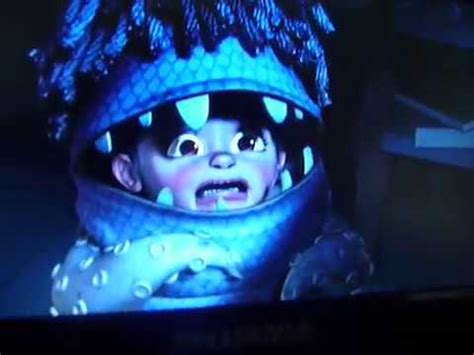 Halloween Scream in PIXAR Edition - Sulley Scares Boo From Monsters Inc - YouTube