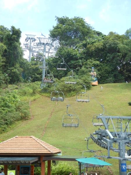 Family Travel Blog : Skyline Luge On Sentosa Island in Singapore