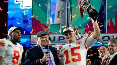 Terry Bradshaw Ripped for ‘Fat Shaming’ Chiefs’ Andy Reid | Heavy.com