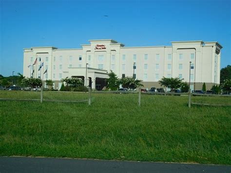 HAMPTON INN & SUITES EXMORE - EASTERN SHORE $89 ($̶1̶2̶0̶) - Prices & Hotel Reviews - VA