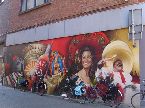 Mexican graffiti in The Hague | Mexican artwork, Mexican folk art ...