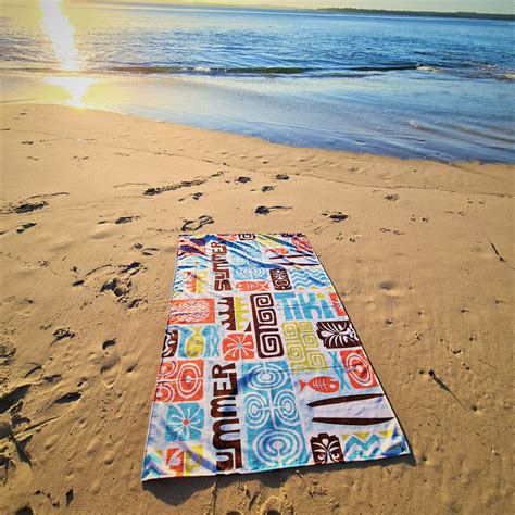 Australian Made Sand Free Beach Towel - Tropical – Silver turtle