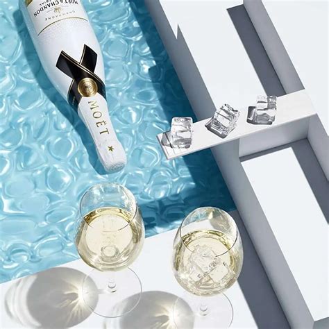 Moët & Chandon Ice Imperial Champagne > Witrina