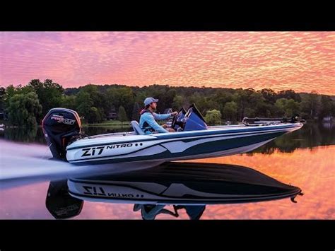 NITRO Boats: Z17 Bass Boat - YouTube