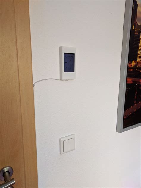 iPod Touch 4th gen wall mount by timothy3001 | Download free STL model | Printables.com